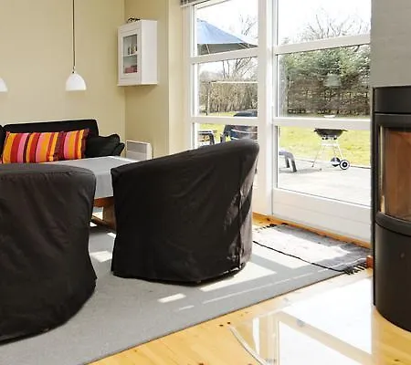 Holiday home Four-bedroom Holiday In Tranekaer 3